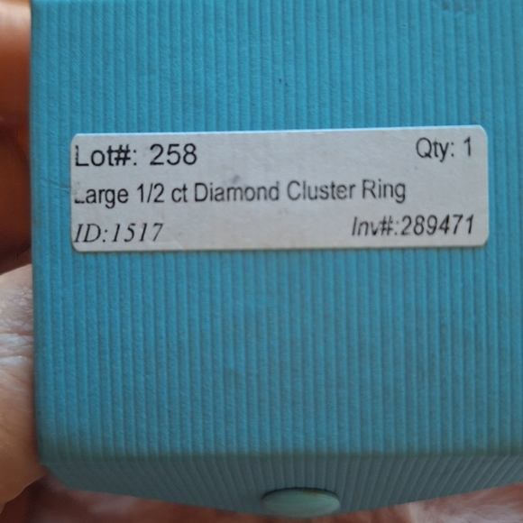 Diamond ring - Picture 3 of 4